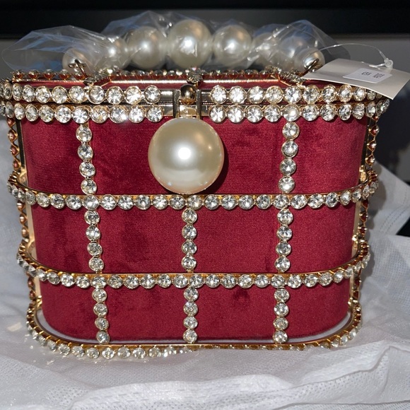 ๐ Top Handle Diamond and Pearls Handbag - Picture 6 of 14